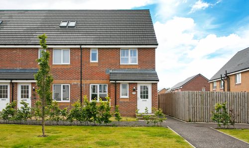 54 Crompton Way, North Newmoor