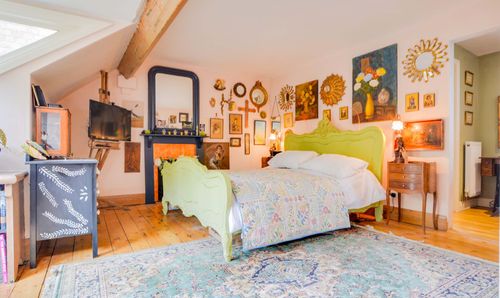 Room Photo