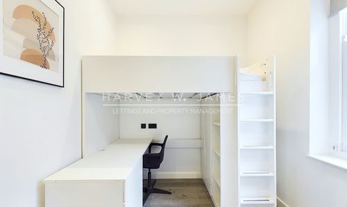 37 Tavistock Place, London, WC1H