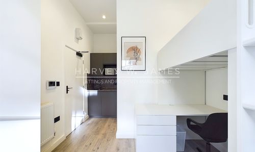 37 Tavistock Place, London, WC1H