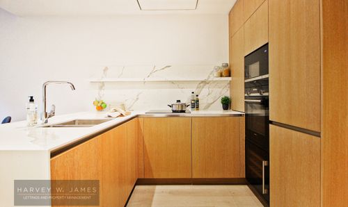 Park Drive, London, E14