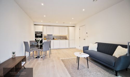Gunthorpe Street, Gatsby Apartments, E1