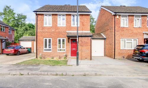 Shetland Close, Crawley, RH10