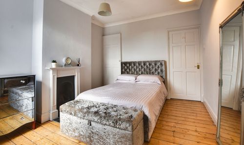 Room Photo