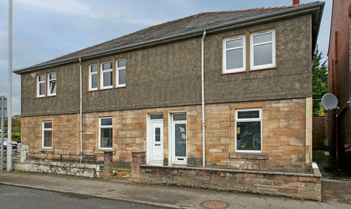 10 Irvine Road, Crosshouse