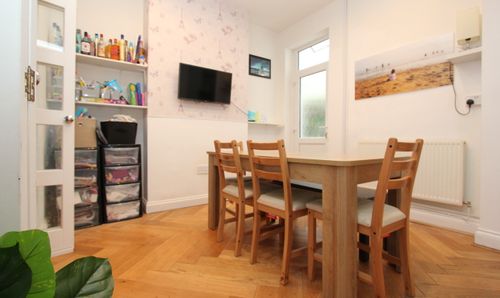 Room Photo
