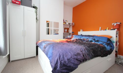 Room Photo