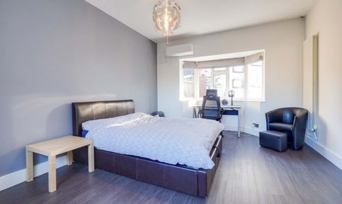 Room Photo