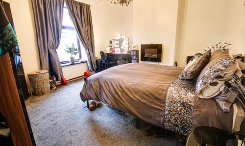 Room Photo