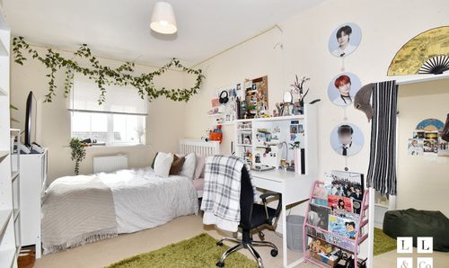 Room Photo