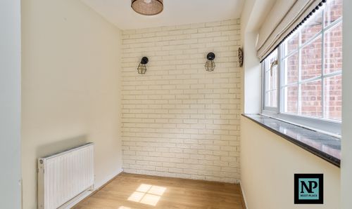 Room Photo