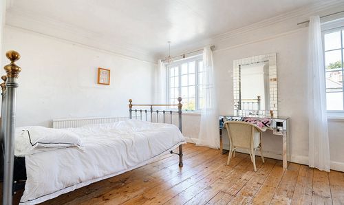 Room Photo
