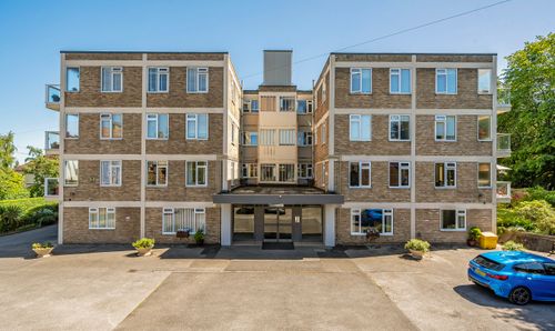 Image of Harlow Oval, Harrogate, HG2