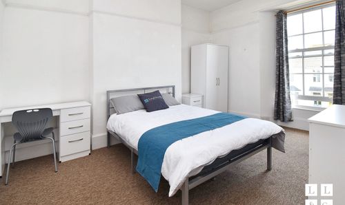 Room Photo