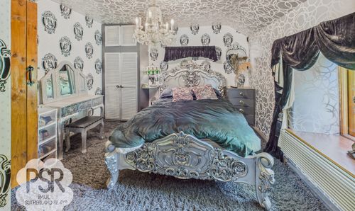 Room Photo