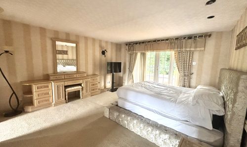 Room Photo