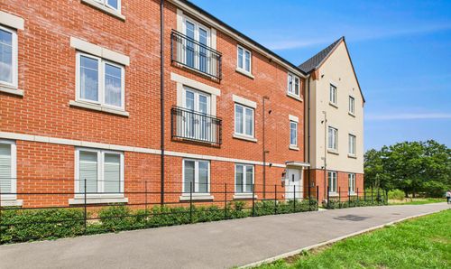 Sangster Close, Crawley, RH10