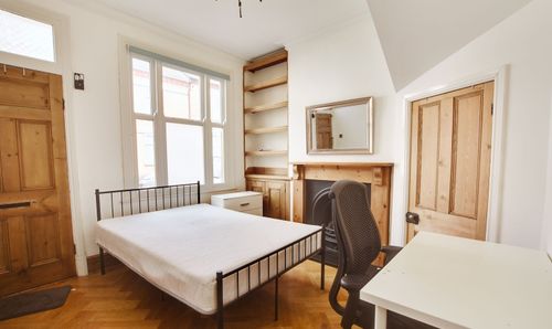 Room Photo