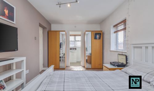 Room Photo