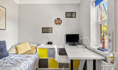 Room Photo