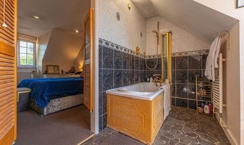 Room Photo