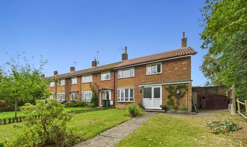 Jackdaw Close, Crawley, RH11