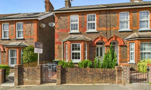 Petlands Road, Haywards Heath, RH16
