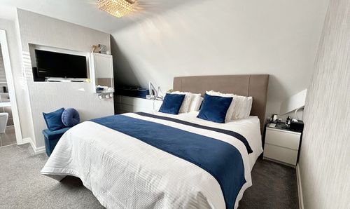 Room Photo