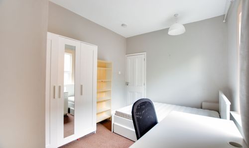 Room Photo