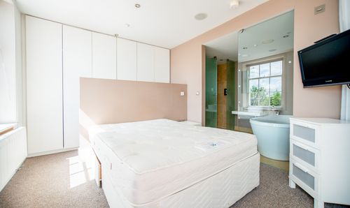 Room Photo