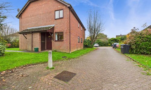 Black Swan Close, Pease Pottage, RH11