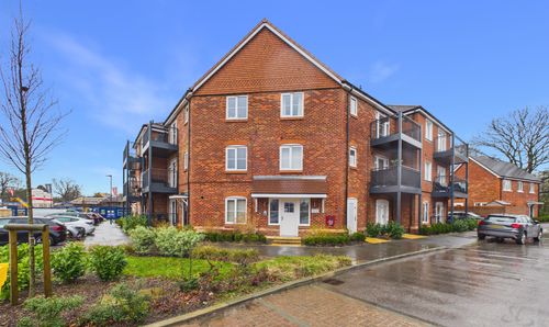 Image for property: 1018b6db-479f-4bd5-8e7f-abf52d7c1025
