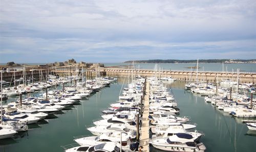 A521, Le Capelain House Castle Quay La Rue De L'etau