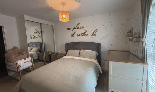 C407, Metropol Central Roseville Street