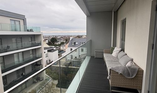 C407, Metropol Central Roseville Street