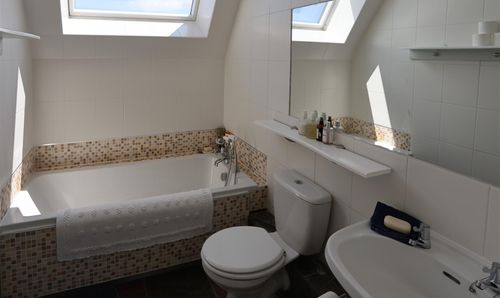 7 Les Carrieres Apts La Grande Route De St. Martin, St. Martin, Jersey