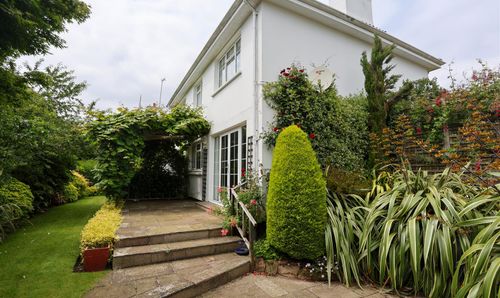 11 Le Clos Du Rivage Gorey Coast Road, Grouville