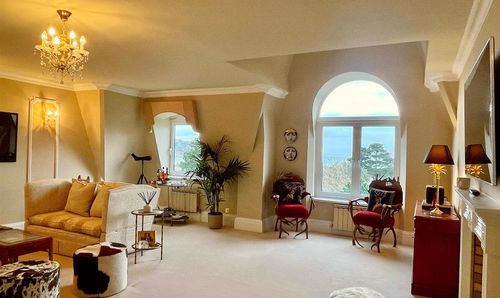 Apt 10, One St Brelade Le Mont Gras D'eau, St. Brelade