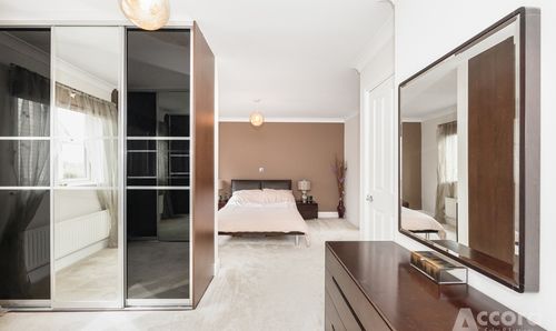 Room Photo