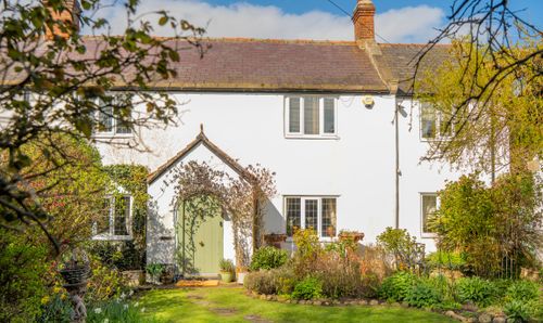 Image of Shaw Lane, Farnham, HG5