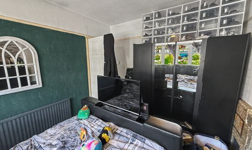 Room Photo