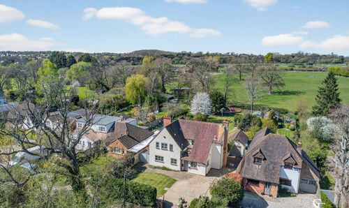 Osborne Lane, Warfield, RG42