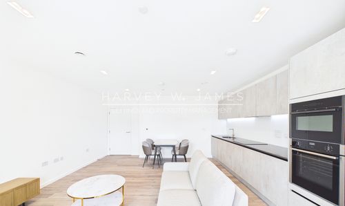 5 Wheatstone Gardens, London, W10