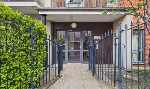 Haydon Place, Westnye House, GU1