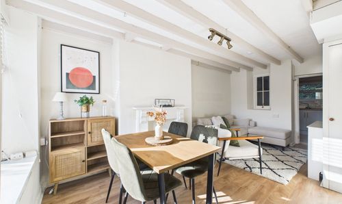 Lounge / Diner