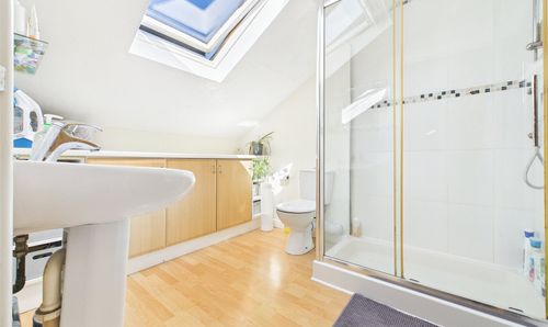Ensuite