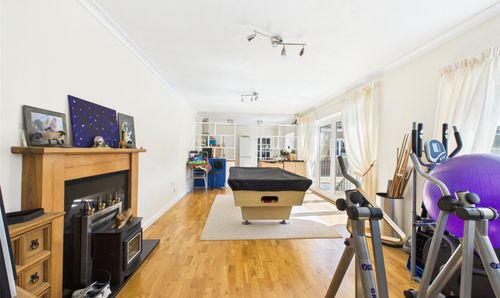 Annex Lounge