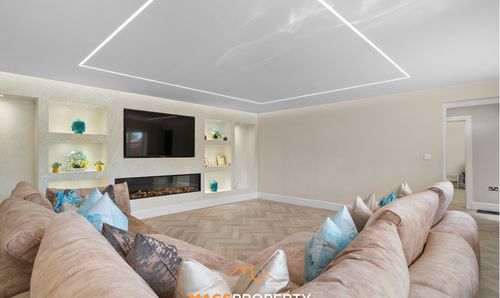 Room Photo