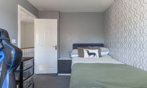 Room Photo