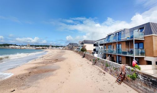 5 Brise De Mer Apts La Greve D'azette, St. Clement, Jersey
